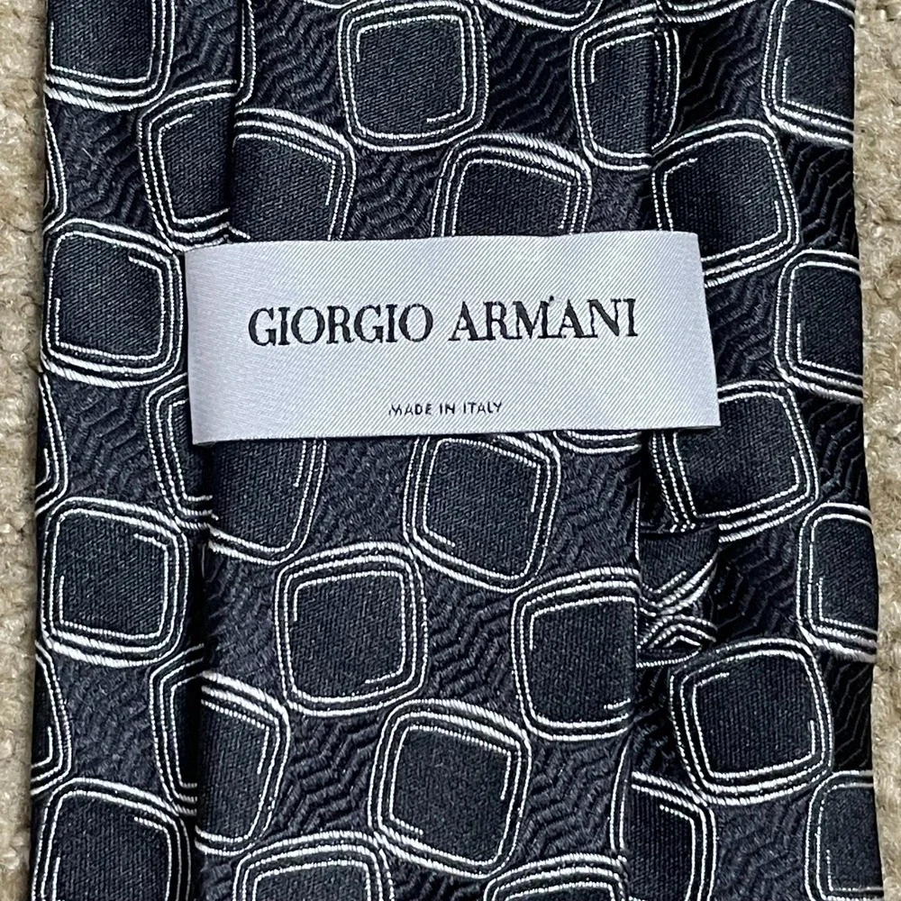 Giorgio Armani Italy Black Silver Silk Tie Designer‎ Executive Minimalist